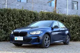 酣畅淋漓的操控感 试驾宝马1系125iM运动曜夜版图片