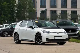 一意孤行提了大众ID.3，再看同事订的领克Z20，车主坦言冲动了图片