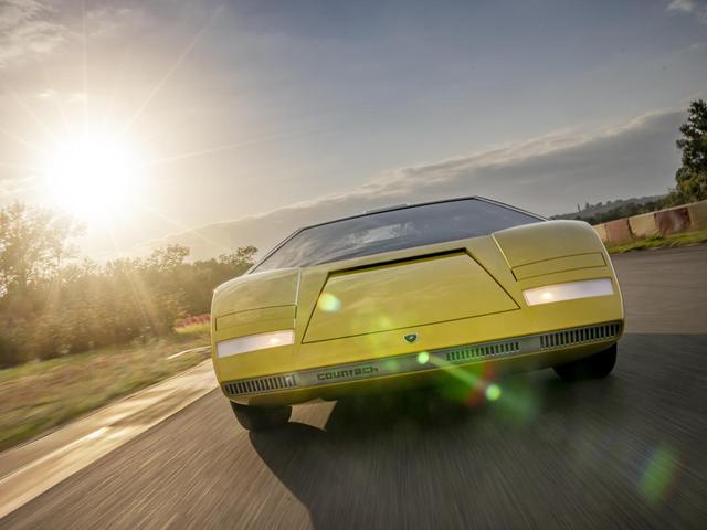 兰博基尼Aventador正式停产 带你回顾兰博基尼历代旗舰跑车