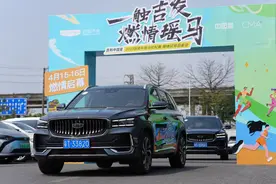 实测油耗5.8L！2.0T+爱信8AT 15万内最佳紧凑型SUV？图片