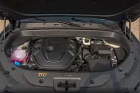 配2.0T+8AT动力，还有四驱可选，选2025款吉利星越L合适吗？图片