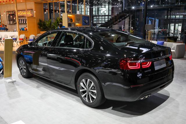 雪铁龙C6|拥有法国总统座驾光环的荣誉，为什么依旧不出彩？