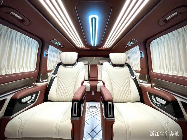 奔驰威霆七座豪华改装丨美观又舒适，享受不一样的驾乘体验