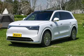 新车 | 预售36.8万元起，问界M8将于4月16日上市，搭1.5T增程动力图片