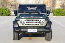 预算15万买硬派SUV，越野能力不输坦克300，212 T01性价比有多高？图片