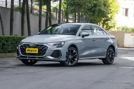 奥迪A3 2025款 A3L Limousine 35 TFSI 飞驰尊享型车型大概如何？图片