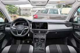 宝来新增2款车型，搭载1.2T发动机，都有哪些变化?图片