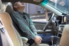 平地停车别拉手刹，否则影响手刹寿命，真的是这样吗？图片