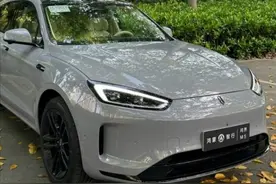 新款问界M5，做最好开的华为SUV，但30万内买不到高配？图片