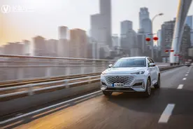 争议很大长安UNI-T到底值不值得买？车主指出了它的6个缺点图片