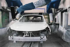 汽车拖去报废时，别忘了拆掉“4个零件”，就算坏了也值钱图片