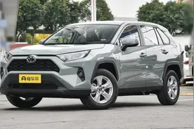 新车 | RAV4荣放限时12.98万元起等，一汽丰田12月购车政策发布图片