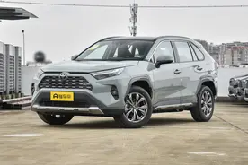 10~15万家用汽车盘点，过年回家开着不掉面，省心10年开不坏图片