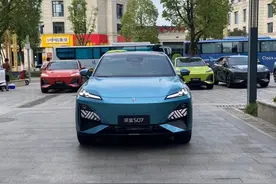 新款华为智驾加持，好开又省钱，深蓝S07深度解析图片