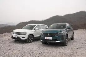 致命翻车，山坡滚落 标致4008和大众途岳谁更安全？图片