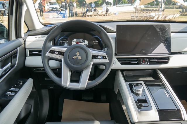 日系纯电SUV新选择！实拍广汽三菱阿图柯AIRTREK