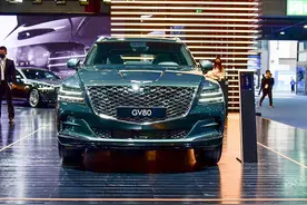 新款捷尼赛思GV80正式上市，53.08万元起售，价格小幅度上调图片