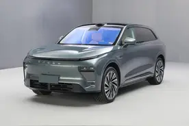 实拍星纪元ET，轴距3米，充电10分钟续航400km，好看还不贵图片