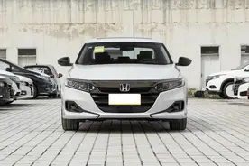 00后春节提车:堪称“懂车弟”，优缺点门清！图片