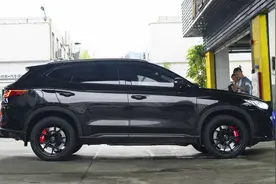 案例鉴赏—比亚迪宋plus刹车改装前六后四TEI Racing制动卡钳图片