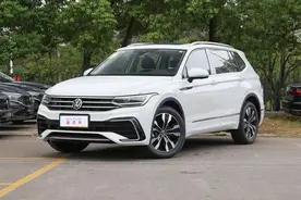 21.38万起，新款大众途观L 330/380TSI车型上市，换新型号发动机图片