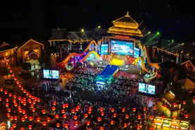 2023捷途汽车龙虾啤酒烧烤节国风神画之夜，诠释用户型企业的本色图片