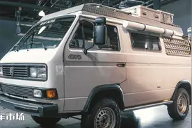 80年代的冒险精神，大众T3经典面包房车，四驱柴油露营设备多图片