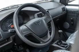 五菱下本了，新车长4785mm，后驱4.33w起，带你看荣光小卡加长版图片