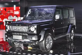 2023款北京BJ80，扭杆弹簧悬挂，稀有的菱特3.0T V6发动机图片