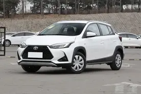 丰田低价自动挡代步小车，极其耐用又省油，便宜省心，YARiS L 致炫图片
