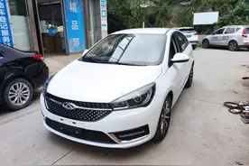 七万块能落地的自动挡燃油车，买一辆奇瑞艾瑞泽5值不值？图片