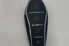 比亚迪车钥匙的使用方法图片