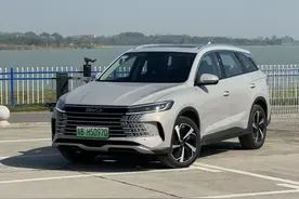 百公里3.71L，11.28万起，试驾比亚迪海狮05DM-i图片