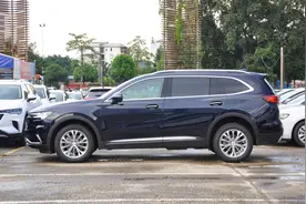 没选本田CR-V和RAV4，转头入手昂科威Plus，发现了这三款车的差距图片