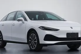 荣威D7 DMH实车曝光，1.5升插混动力，年内上市图片