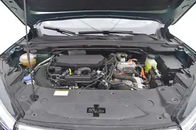 东风风神皓瀚DH-i：4挡电混不一般，油耗动力怎么样？图片