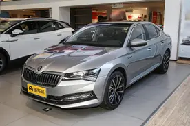 新车 | 售17.49万元起，2025款斯柯达速派上市，大众帕萨特同级图片