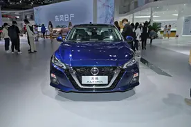 2.0L动力够用吗？日产天籁发动机深度解析图片