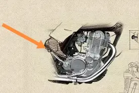 摩托车的打火棍就像手里的现金，平时没用，手机没电时就有用了图片