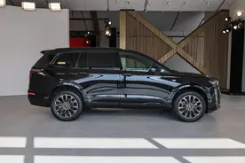 被埋没的豪华SUV，车长超5米，标配237马力+四驱，舒适不输宝马X5图片