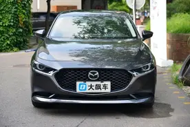 马自达3：像极了过去的宝马，与当下流行格格不入图片
