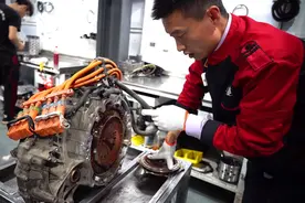 荣威混动变速箱维修：异响、不走、油压慢，e550、e950、ei6故障图片