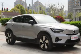 试驾沃尔沃C40，很好看，很电动，也很沃尔沃，能否好开又好用？图片