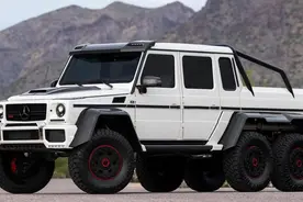 梅赛德斯-AMG G 63 6x6 Brabus 售价超过 100 万美元图片