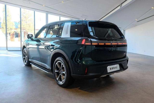 国产suv哪款最好, 国产手动挡suv哪款车好(国产中大型suv现状如何)