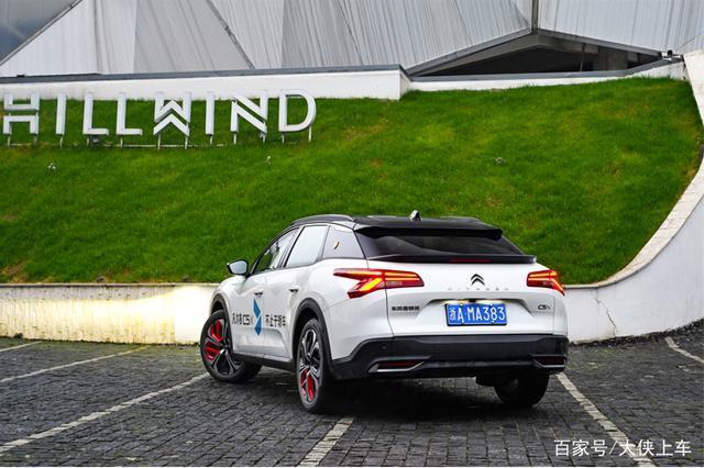 畅游安吉白茶原产地，与凡尔赛C5 X共品山奢之美