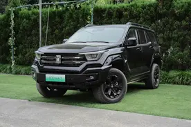 全面解析坦克400 Hi4-T：机甲风造型超帅，动力带电更带劲！图片