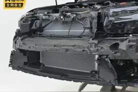 丰田凯美瑞拆车：和八代没啥区别，更多的是优化！图片