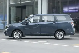 购车预算7万，想买经济型7座MPV，五菱佳辰皮实耐用还省油图片