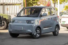 低价高配的电动小车，空间续航代步够用，养车便宜，实拍元宝图片